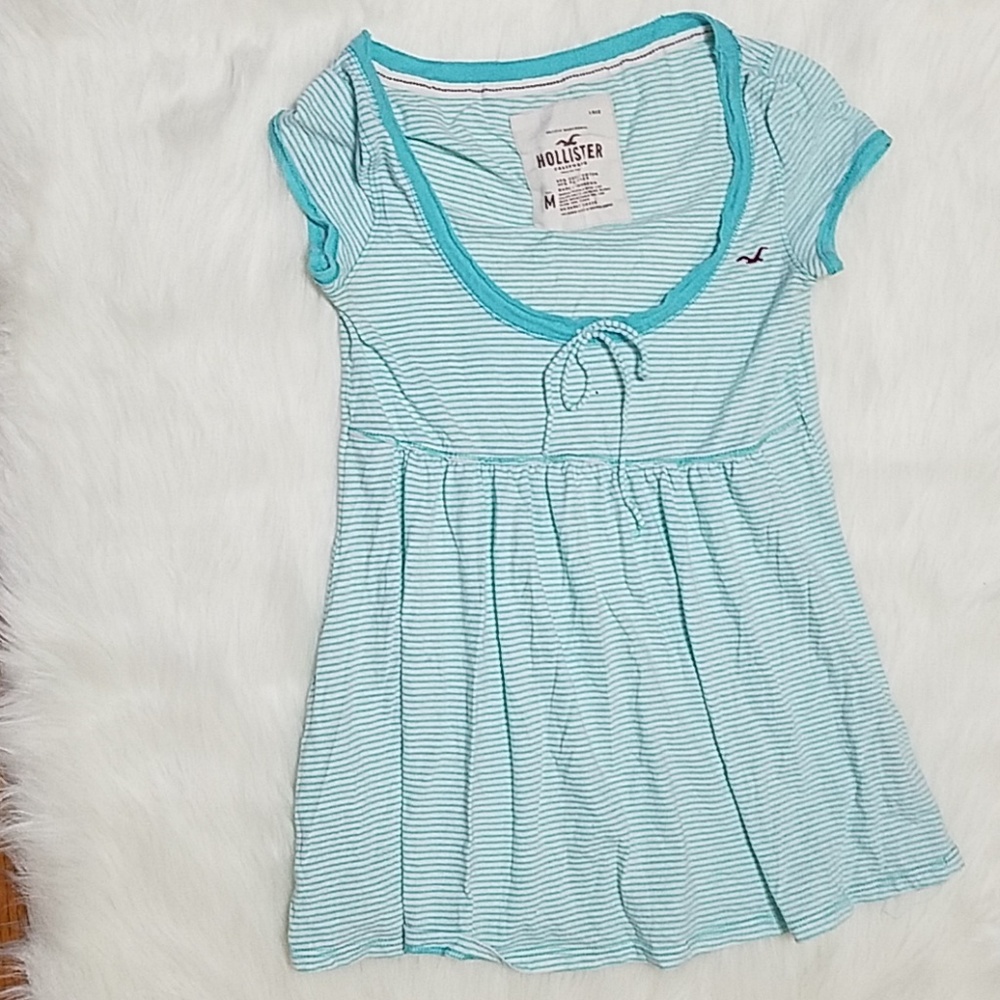 Hollister Tee